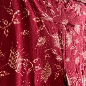 B2.17 LULAROE TC Red Cream Leggings